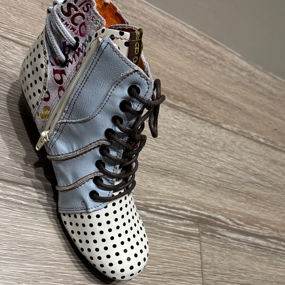 Unique Polka Dot Lace-Up Boots - Picture 4 of 8